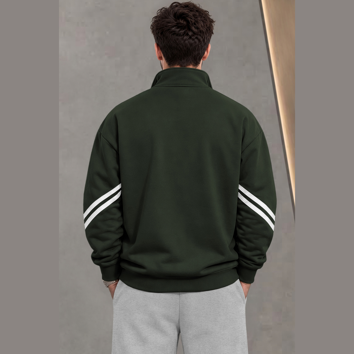 Mens Contrast Stripe Full Sleeve Pullover Sweatshirt Olivegreen