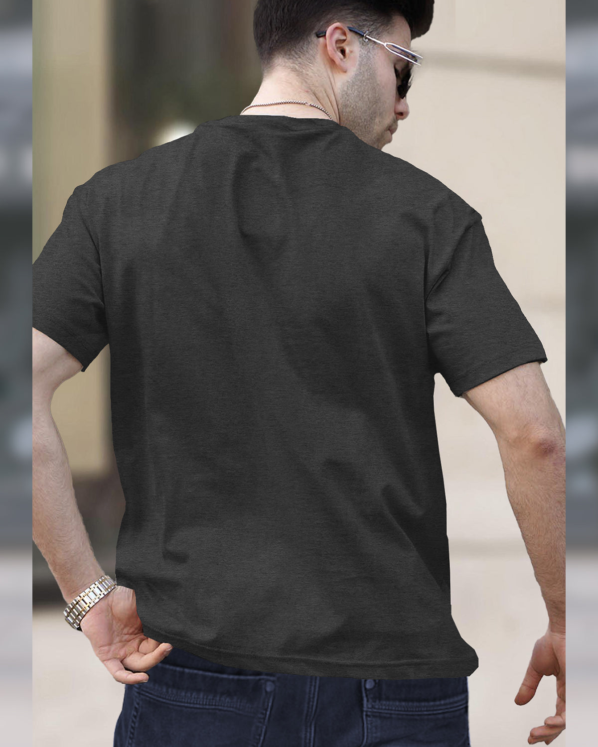 (Pack Of 1) Men Half Sleeve Round Neck Plain Charcoal Black T-shirt