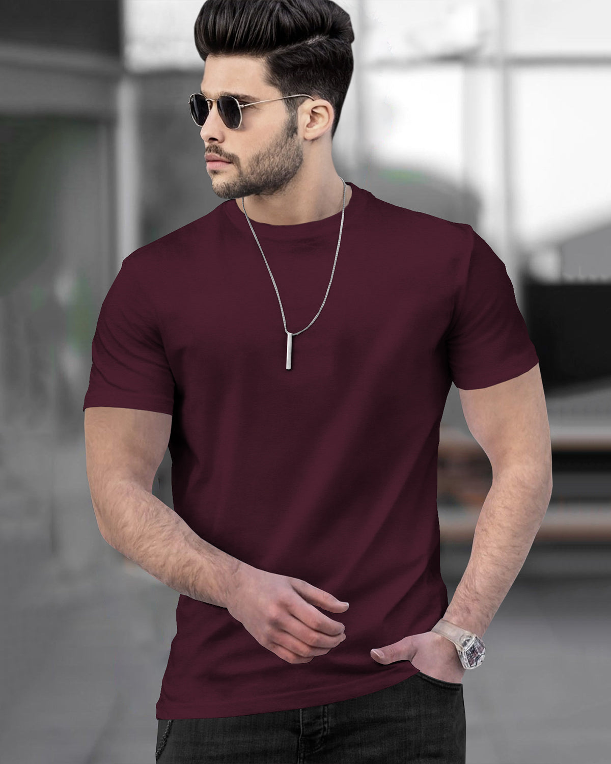 (Pack Of 1) Men Half Sleeve Round Neck Plain Maroon T-shirt
