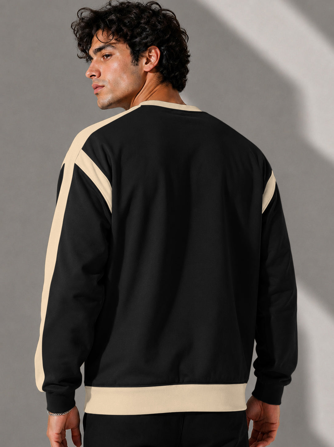 Full Sleeve Crew Neck Dual Color Winter Sweatshirt Black
