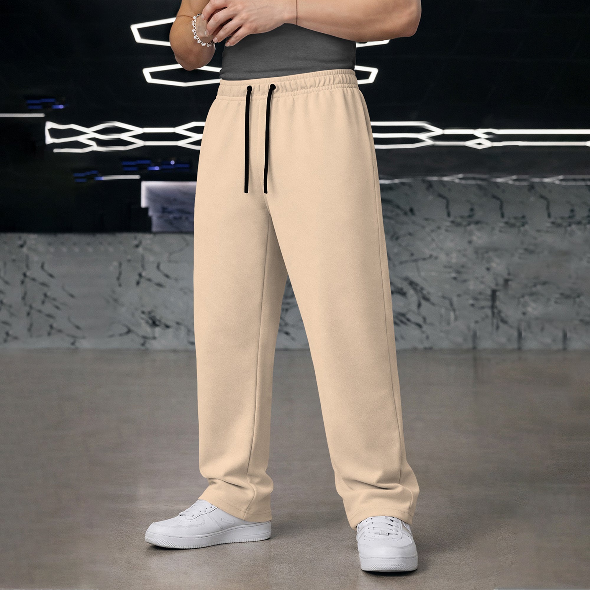 TRIPR Men Solid Loose Fit TrackPant Beige