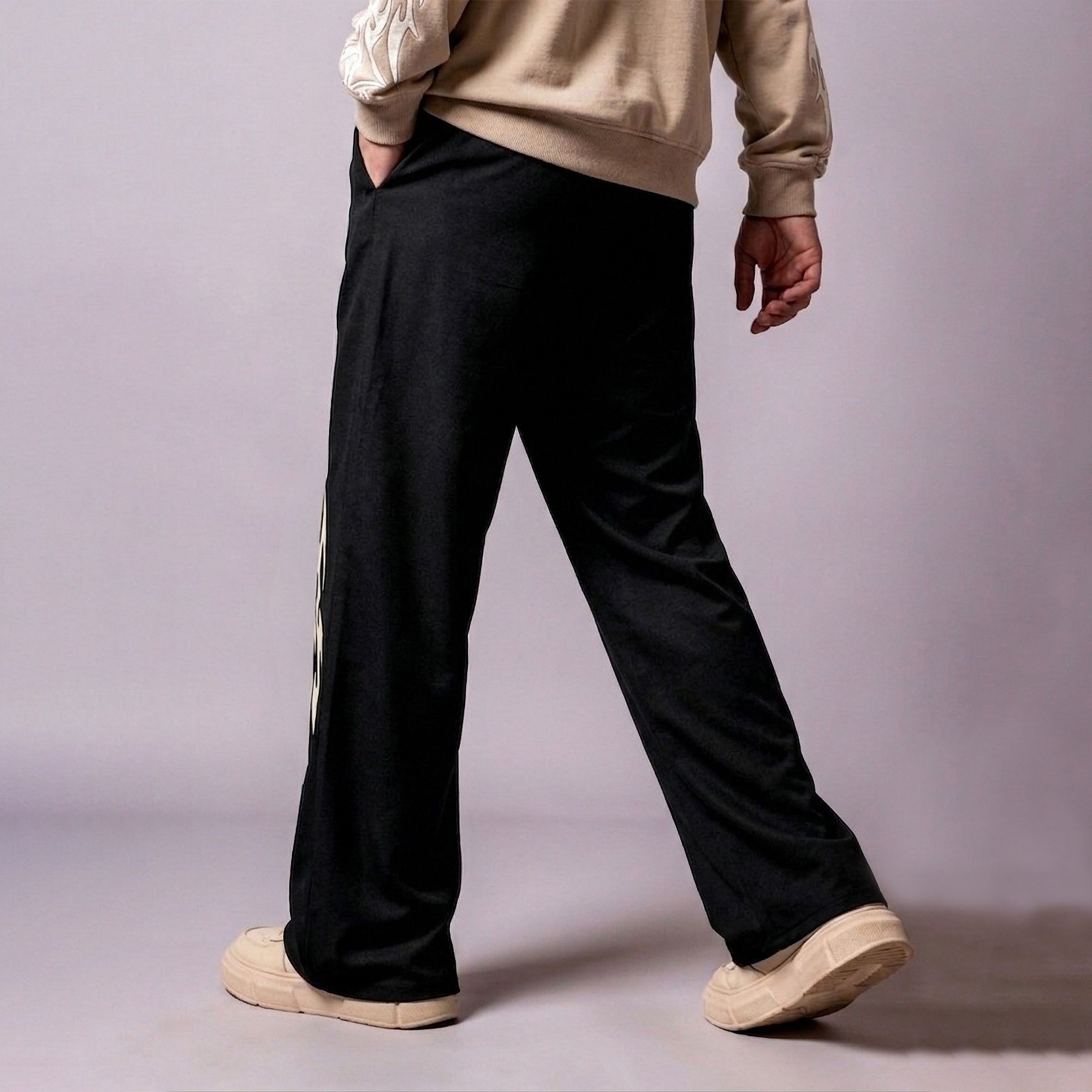 Mens Baggy Fit Printed Trackpant Black