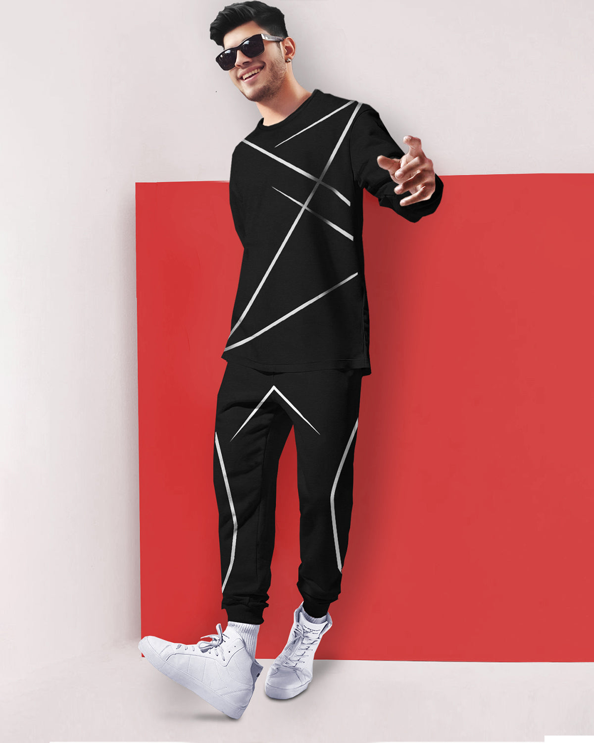 Round Neck Full Sleeve Black T-shirt with Black Trackpant Mens Tracksuit