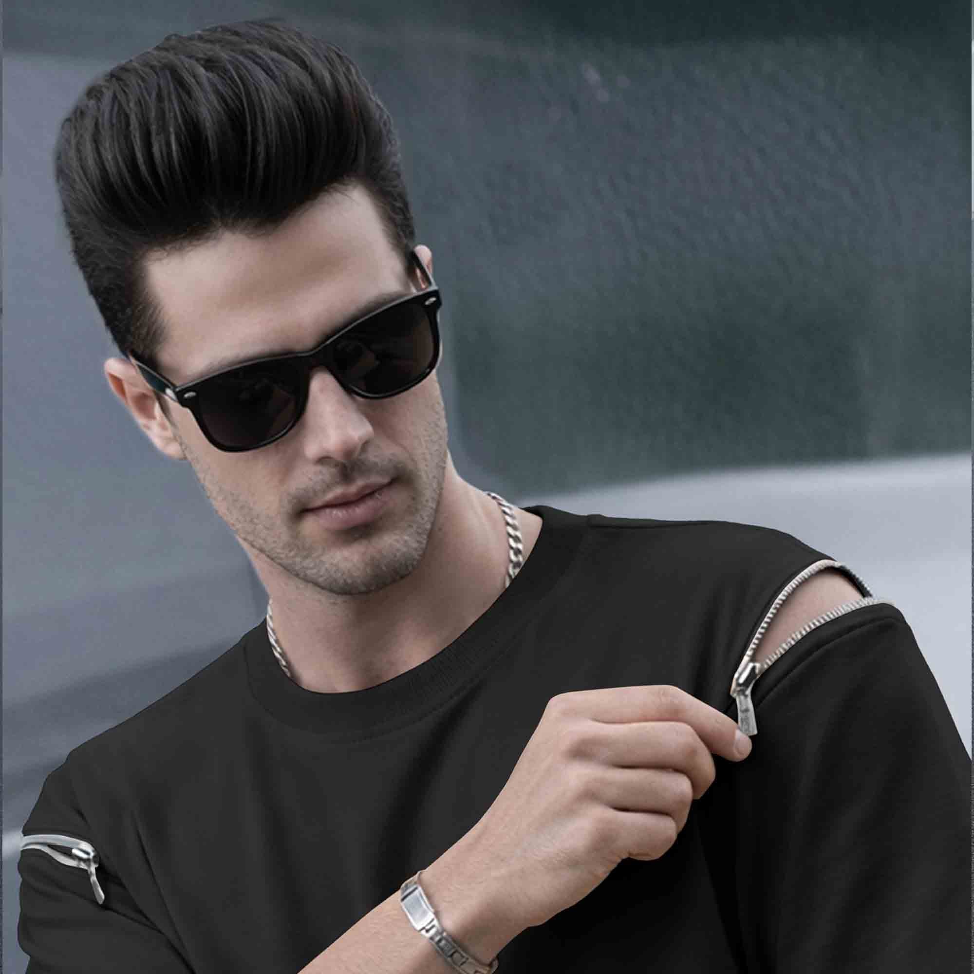 Mens Oversized Round Neck Plain Black Arm Zip T-Shirt