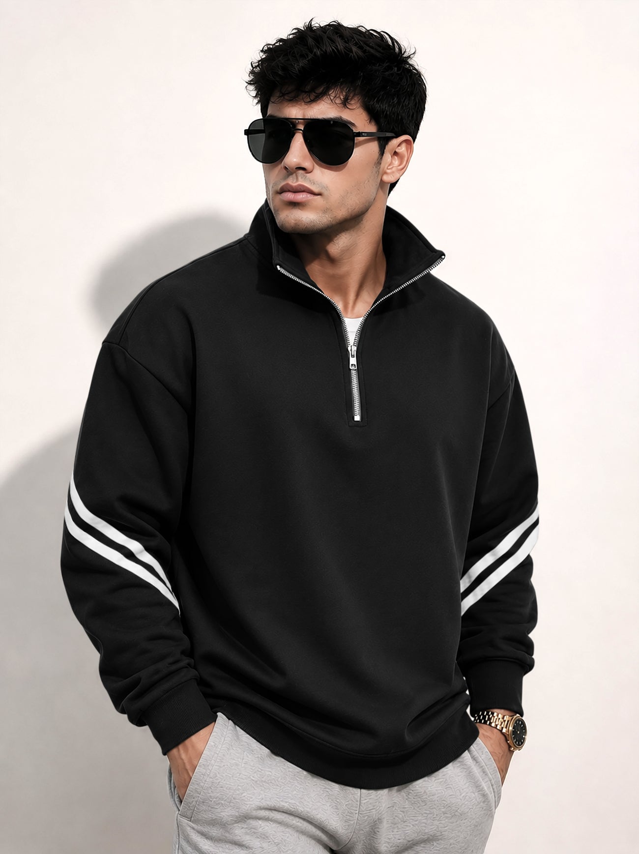 Mens Contrast Stripe Full Sleeve Pullover Sweatshirt Black