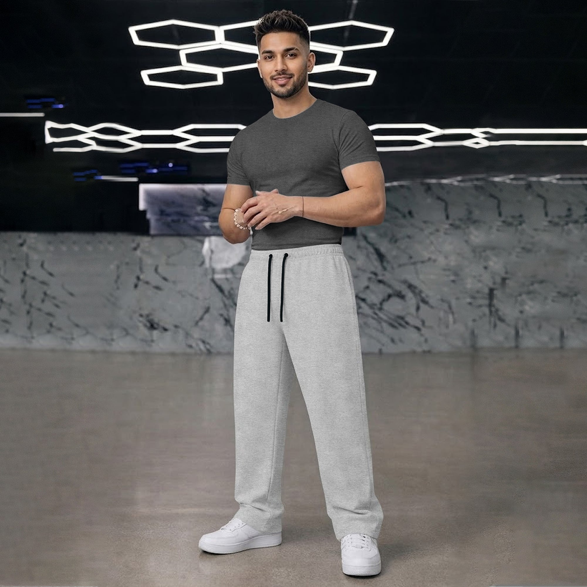 TRIPR Men Solid Loose Fit TrackPant Grey