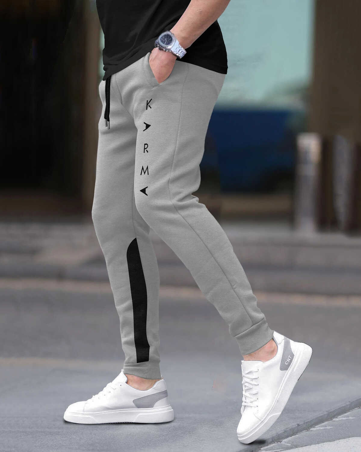 Men Printed Ankle Fit Cuffed Grey & Black Jogger