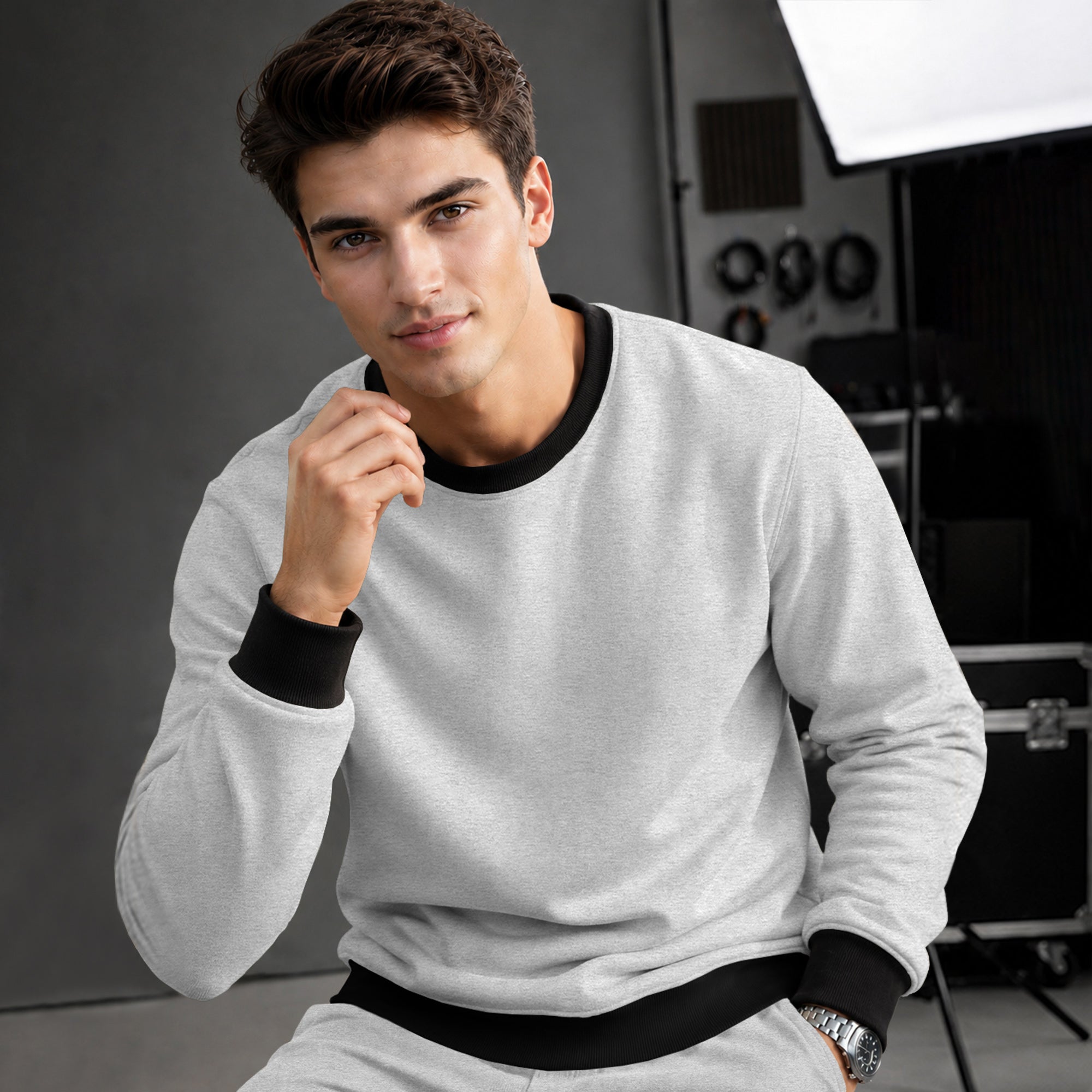 Mens Colorblocked Full Sleeve Round Neck Winter Sweatshirt Black