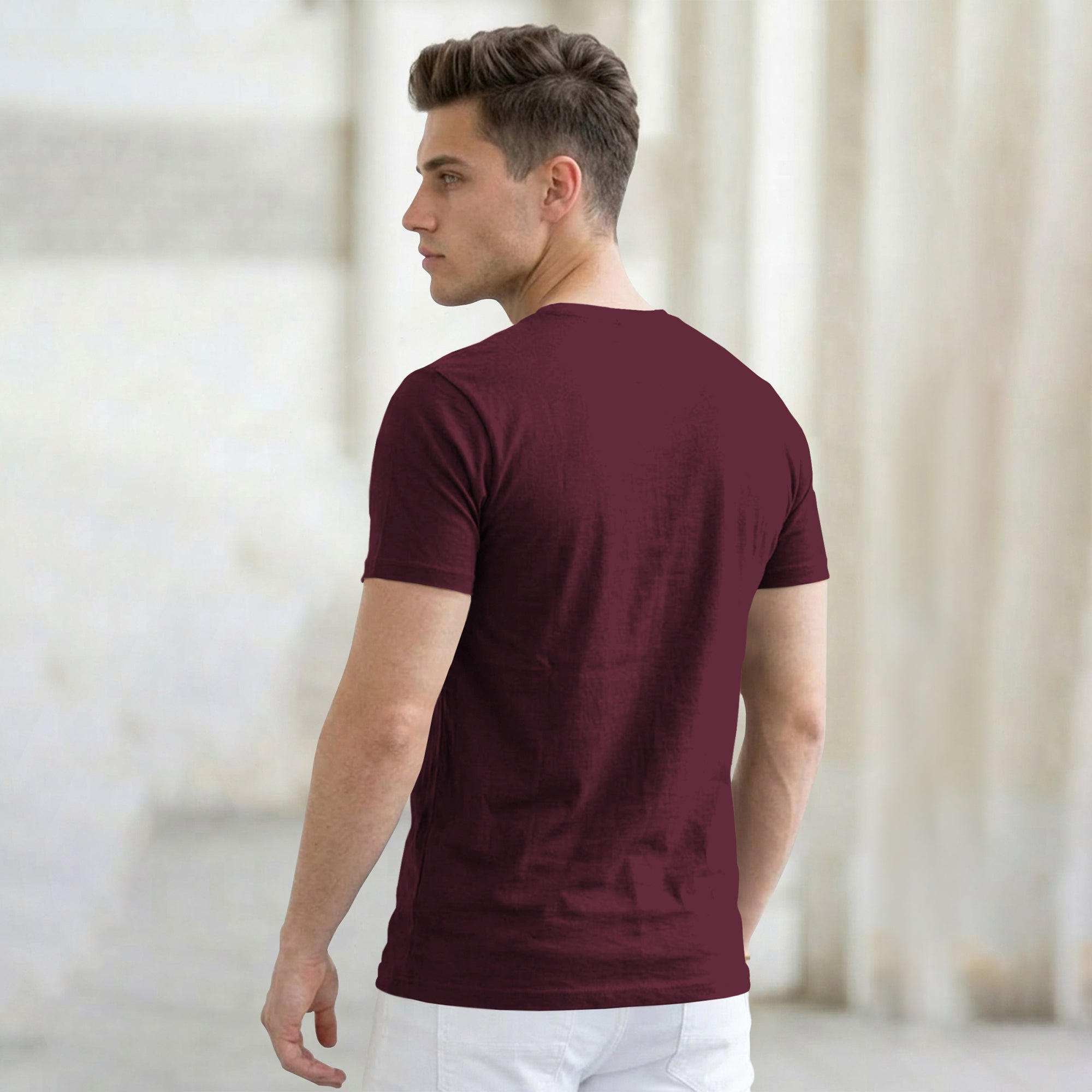 (Pack Of 1) Men Half Sleeve Round Neck Plain Maroon T-shirt