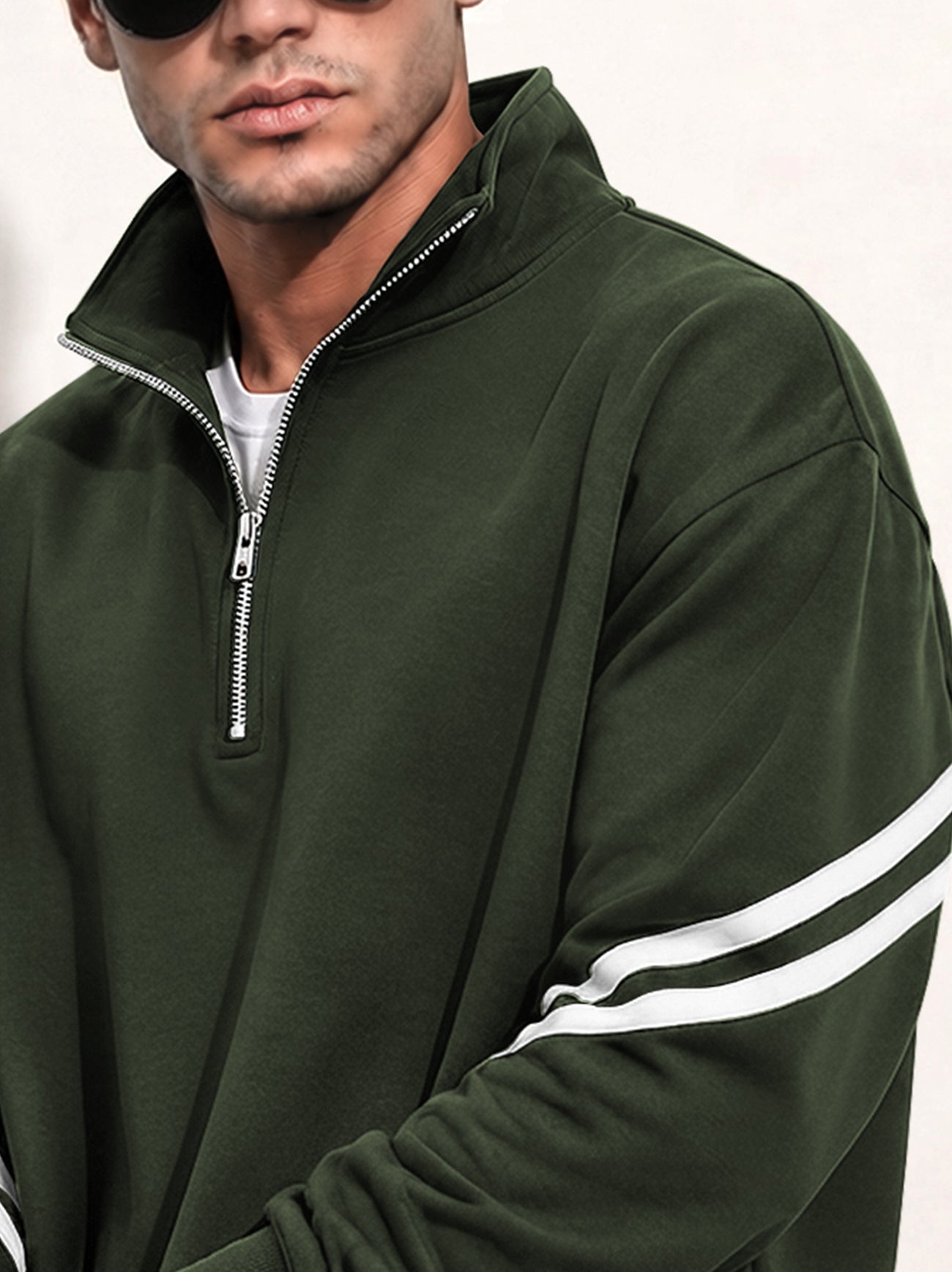 Mens Contrast Stripe Full Sleeve Pullover Sweatshirt Olivegreen