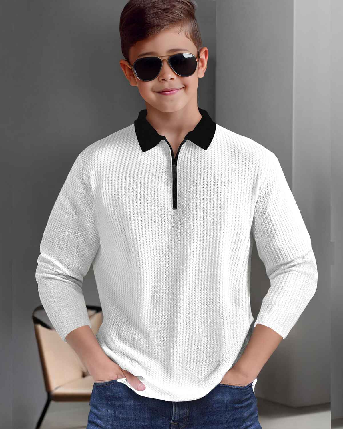 Boy Full Sleeve Plain Textured Waffle T-shirt / White & Black