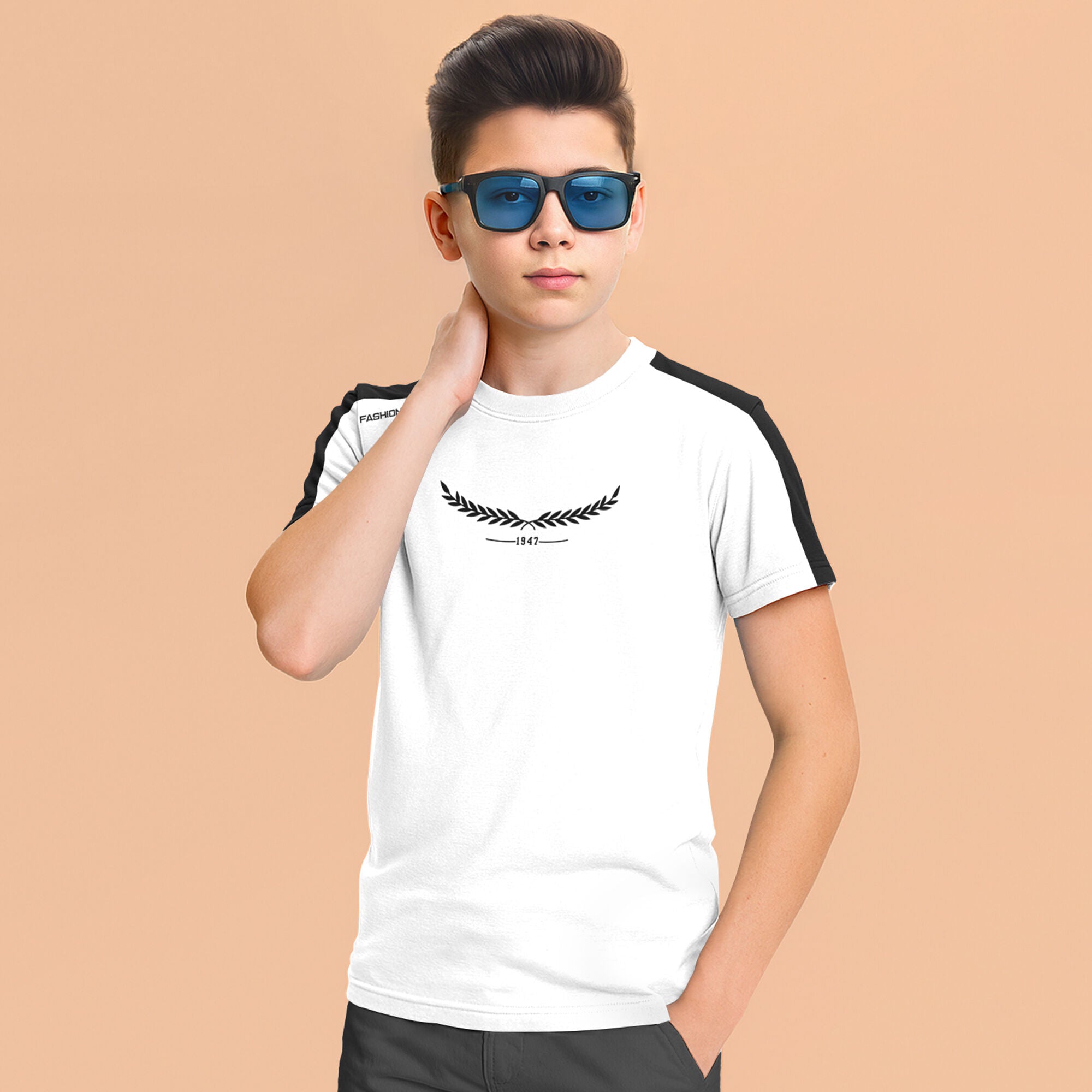 Trendy Boys Printed Half Sleeve Stylish T-Shirt White & Black