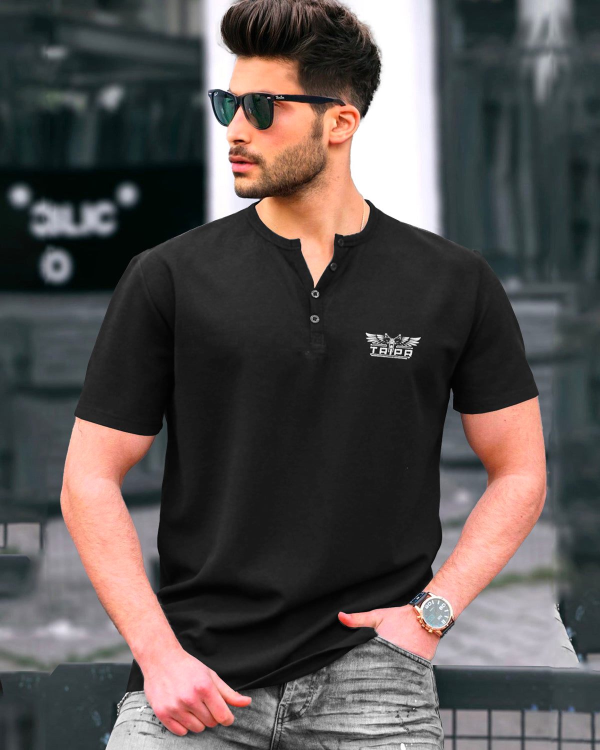 Buy Men's Plain Black Henley Neck Half Sleeve T-Shirt Online – TRIPR