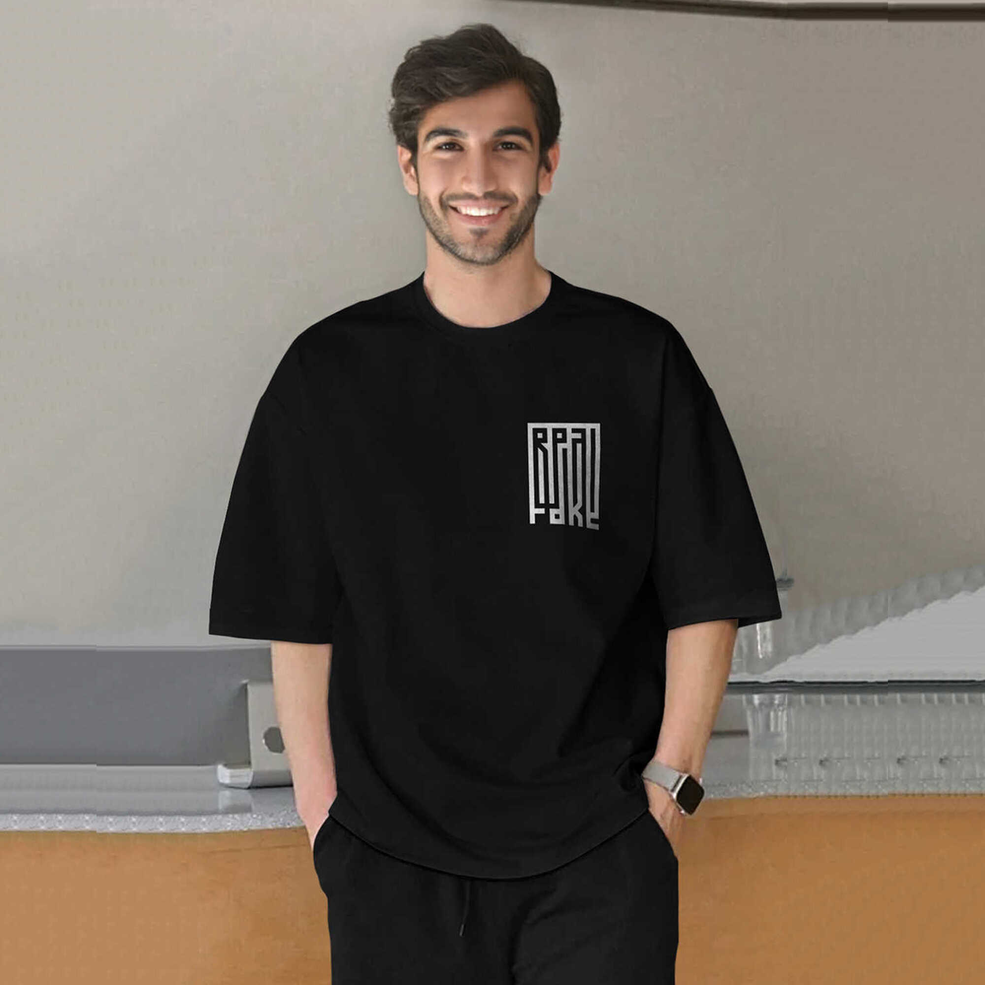 tracksuit oversized black t-shirt with plain black trackpant