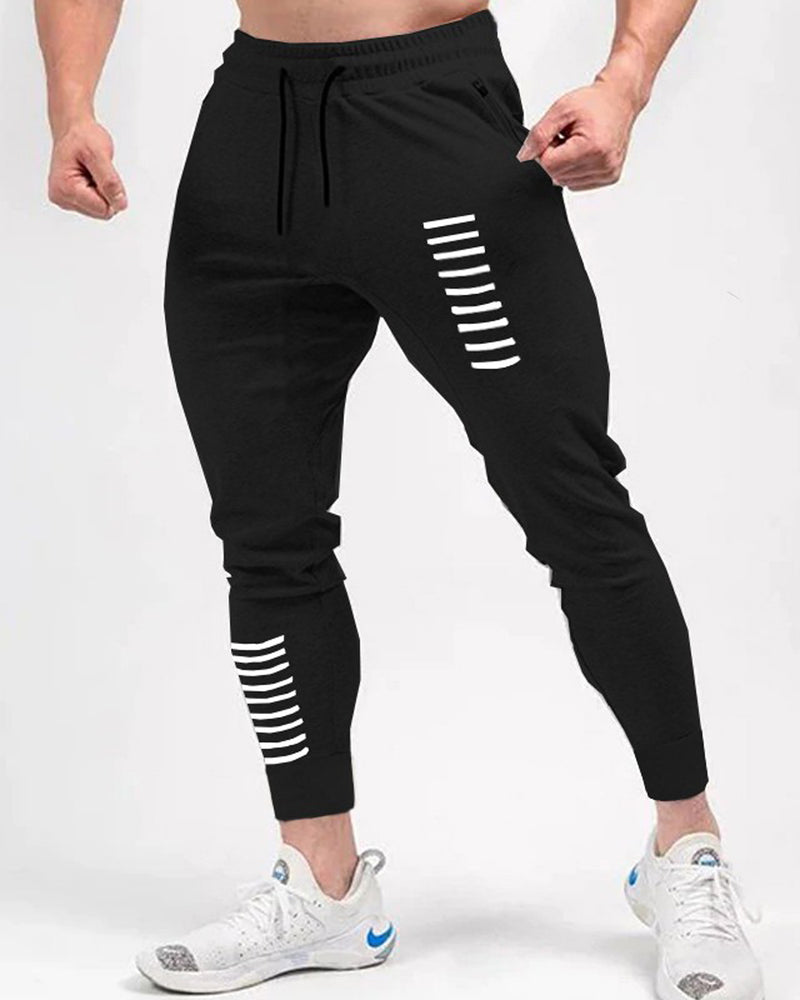 Men Black Ankle Length Jogger TrackPant