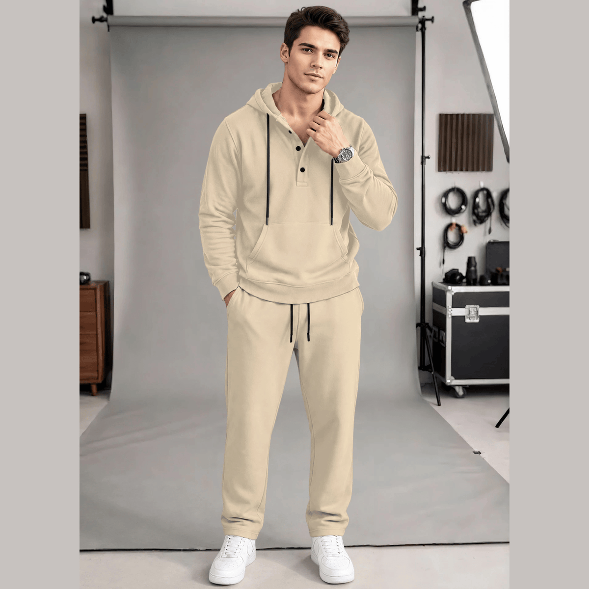 Tracksuit Hooded Neck Sweatshirts And Plain Loose Fit Trackpants