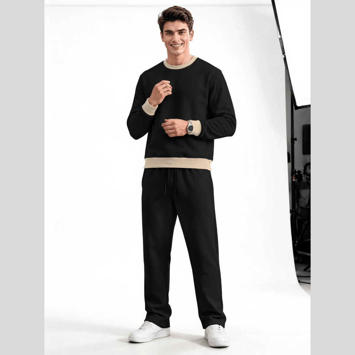 Mens Round Neck Color Blocked Swaeatshirt  Winter Tracksuits