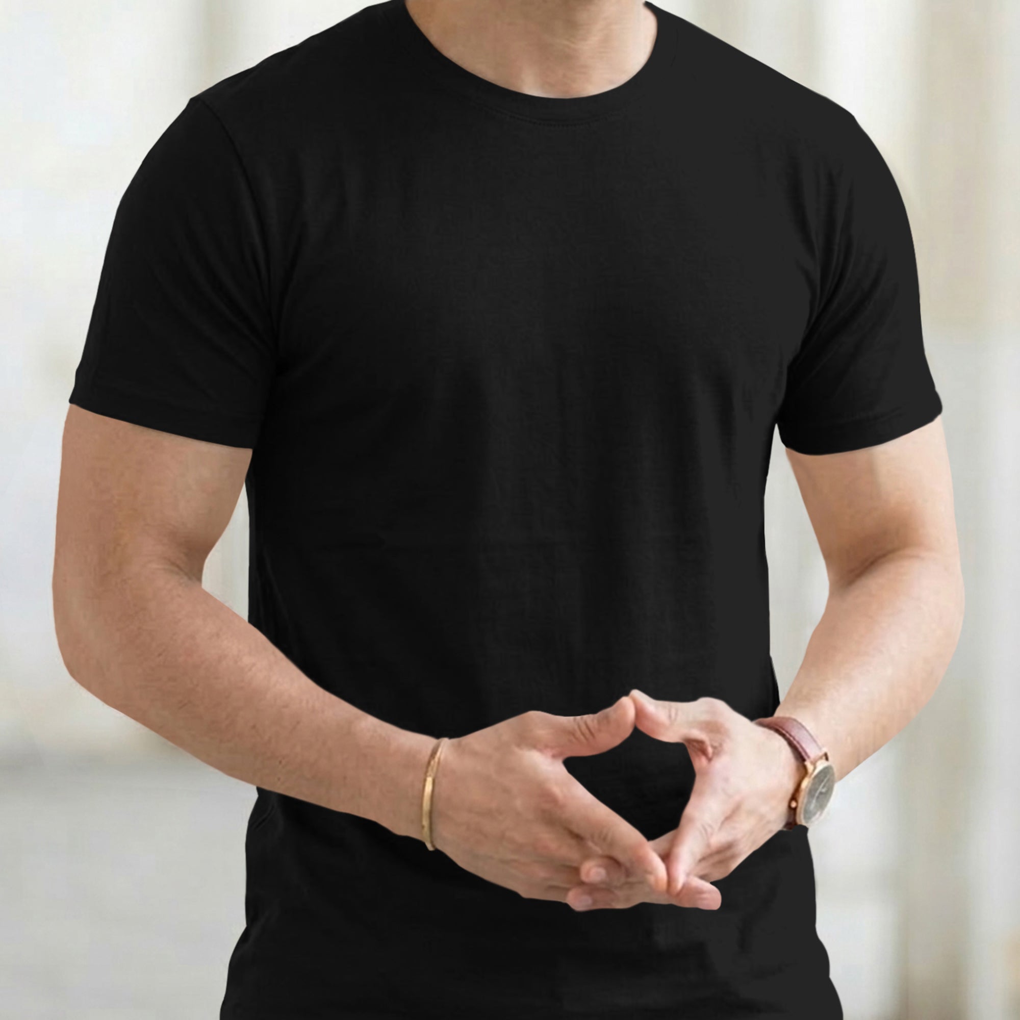 (Pack Of 1) Men Half Sleeve Round Neck Plain Black T-shirt