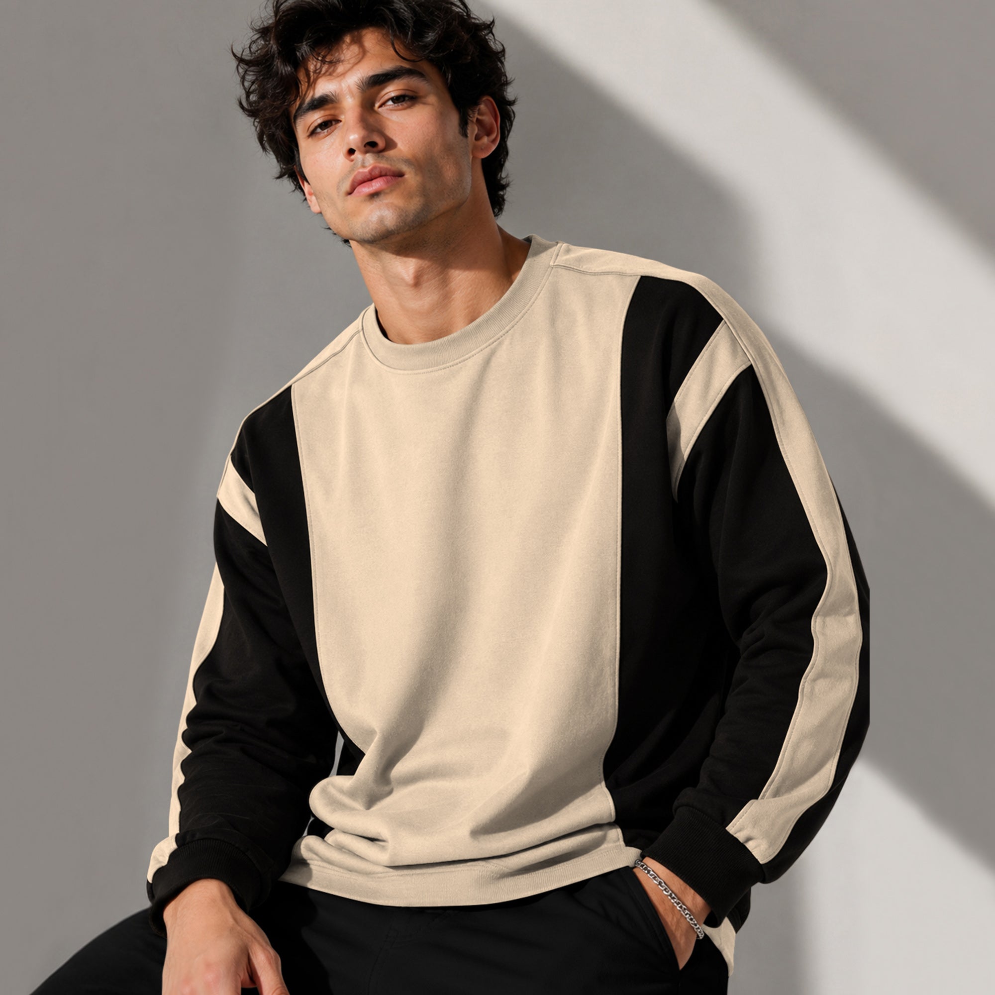 Full Sleeve Crew Neck Dual Color Winter Sweatshirt Black