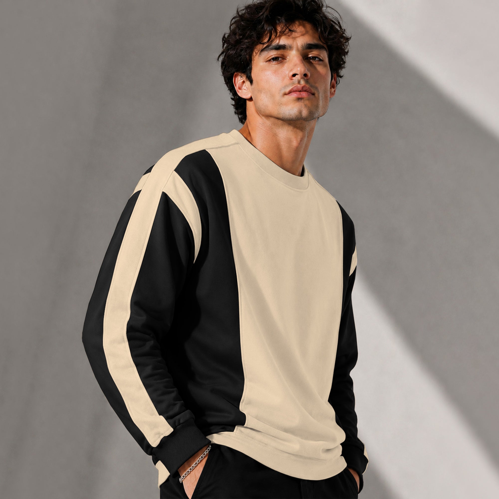 Full Sleeve Crew Neck Dual Color Winter Sweatshirt Black