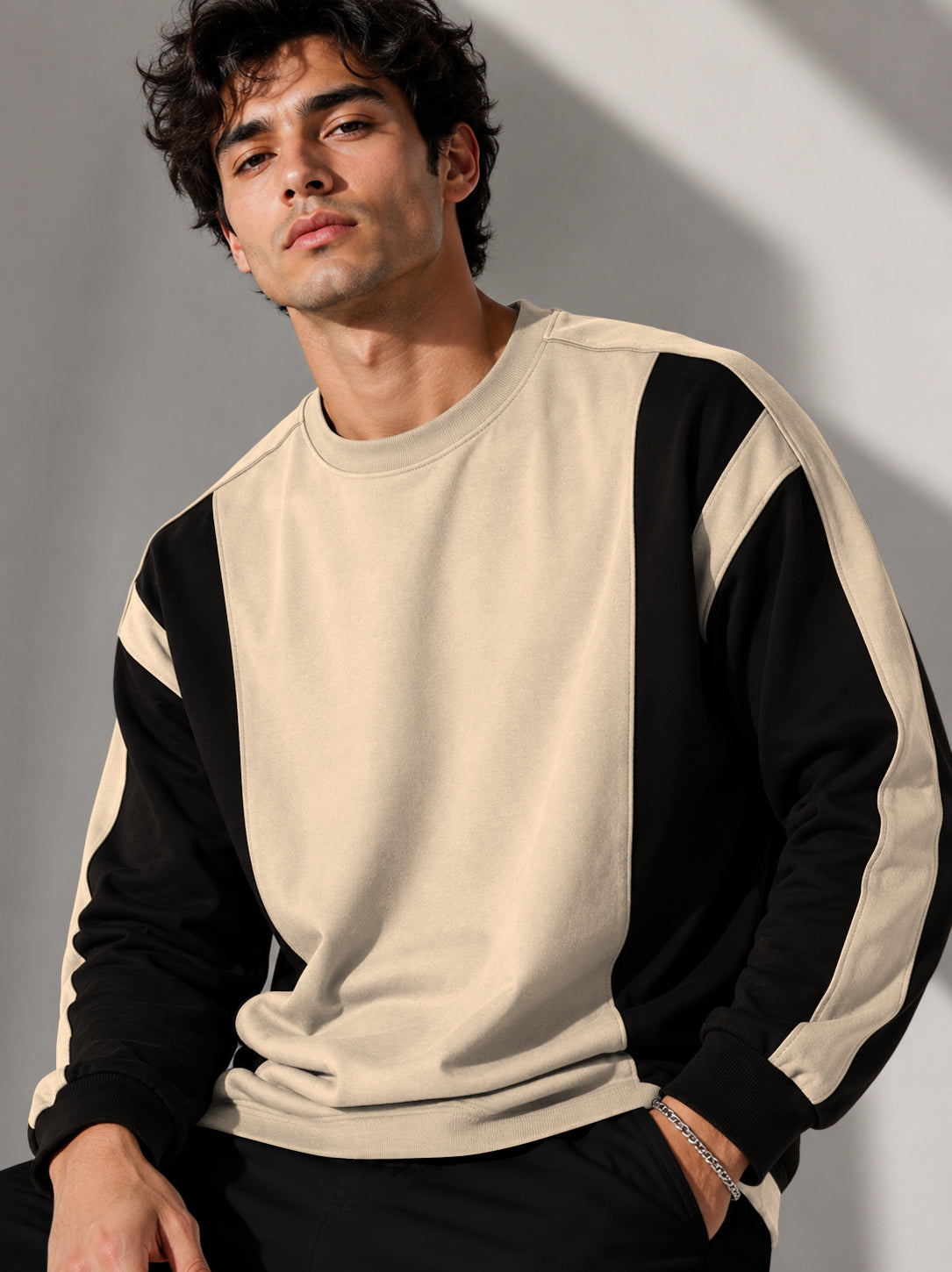 Full Sleeve Crew Neck Dual Color Winter Sweatshirt Black