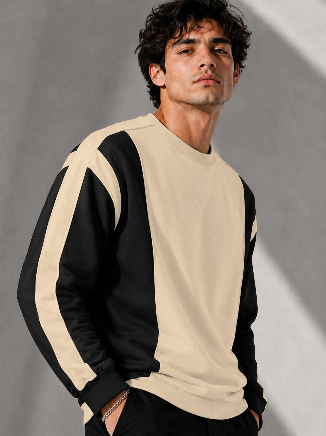 Full Sleeve Crew Neck Dual Color Winter Sweatshirt Black