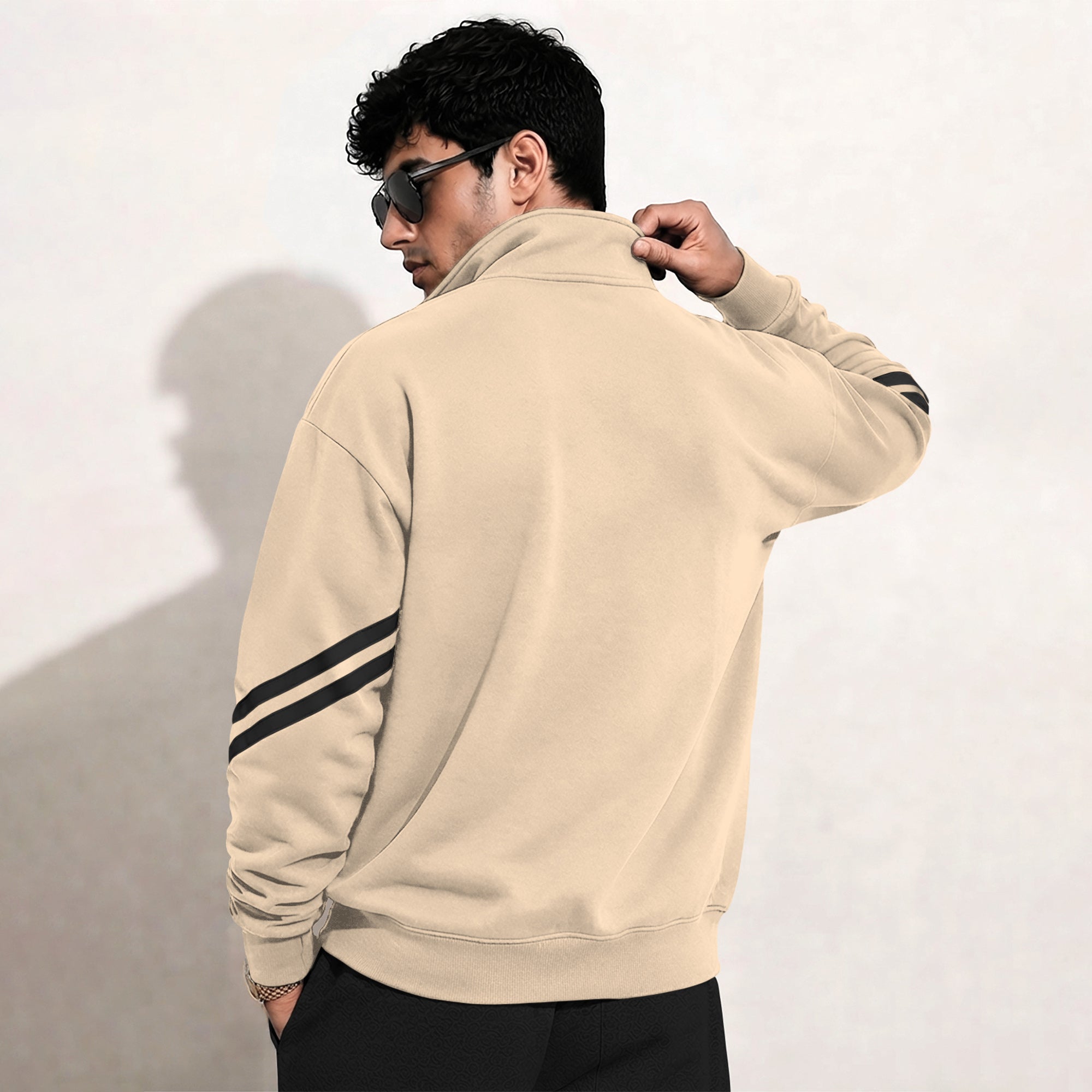Mens Contrast Stripe Full Sleeve Pullover Sweatshirt Beige