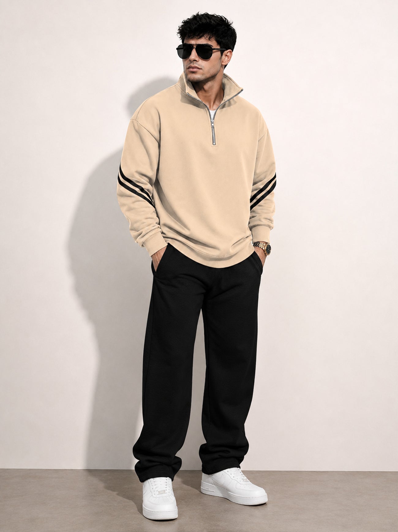 Mens Contrast Stripe Full Sleeve Pullover Sweatshirt Beige