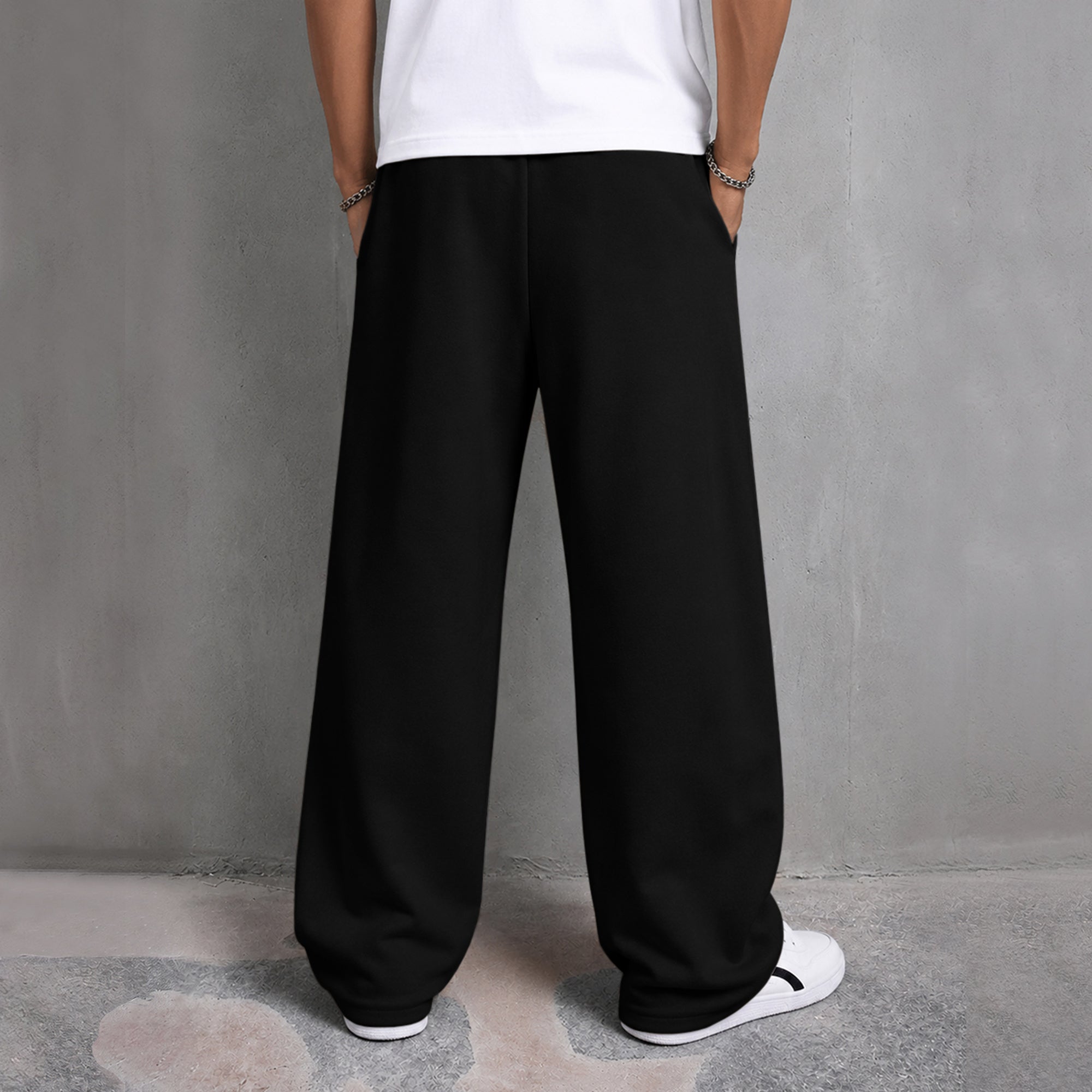 Mens Printed Design Baggy Fit Trackpant Black
