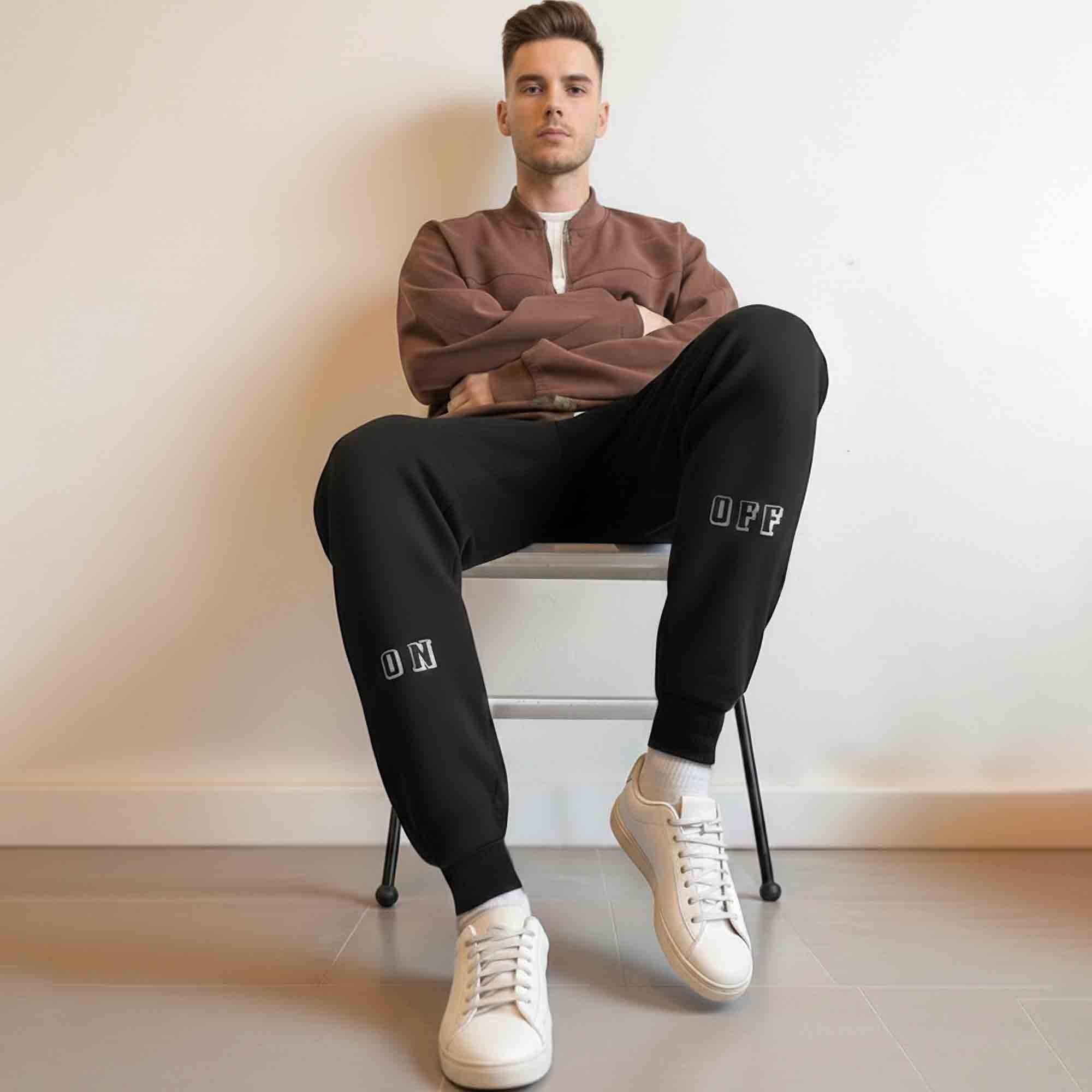 Men On-Off Printd Trackpant Black