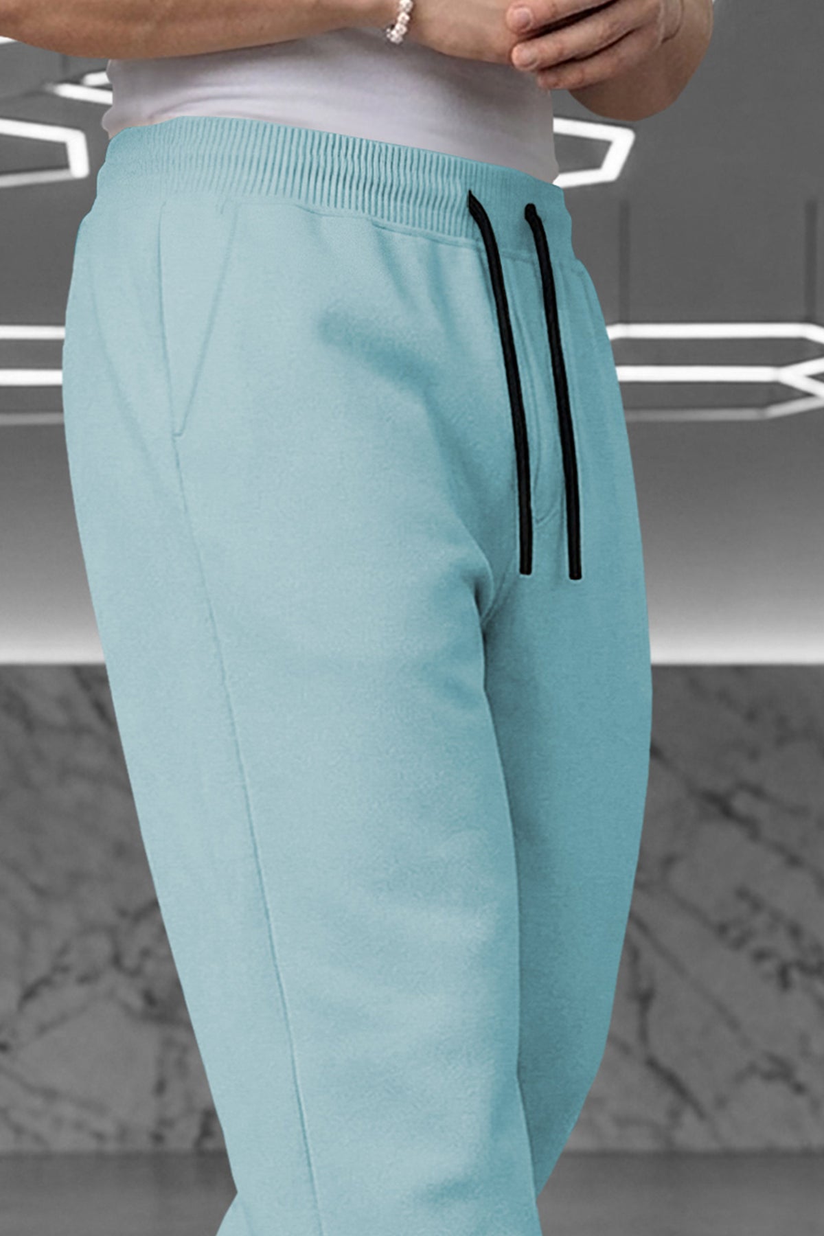 TRIPR Men Solid Loose Fit TrackPant Light Blue