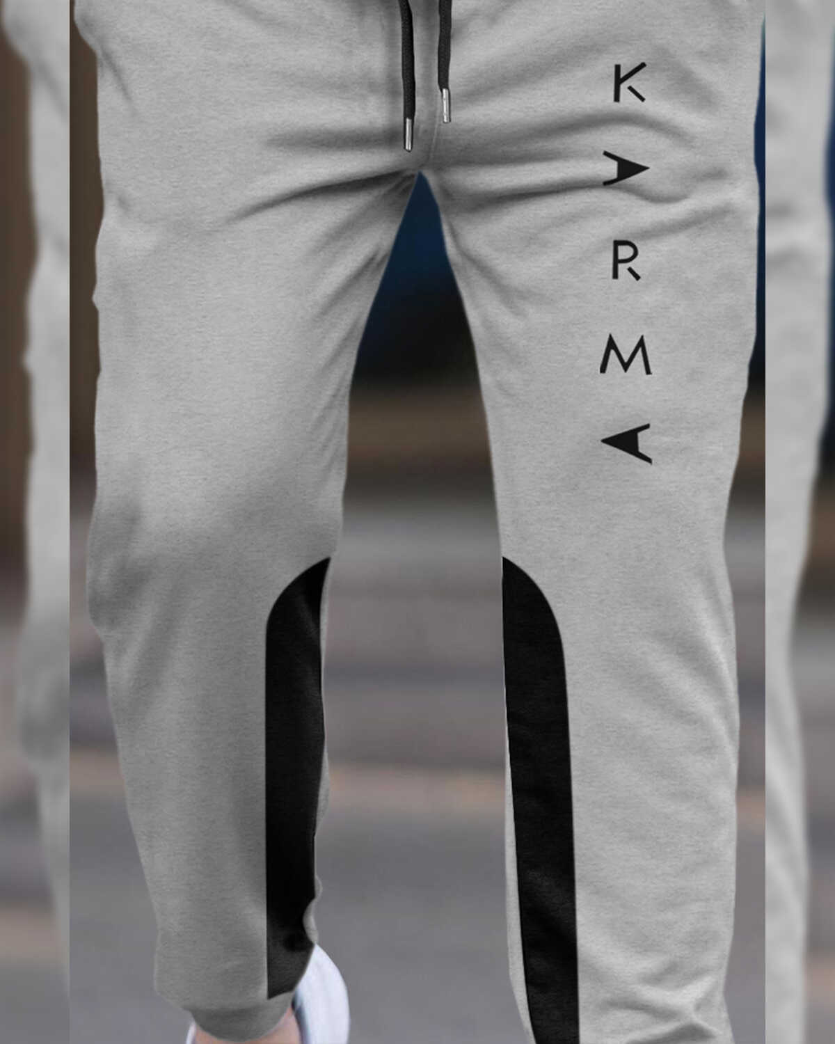 Men Printed Ankle Fit Cuffed Grey & Black Jogger