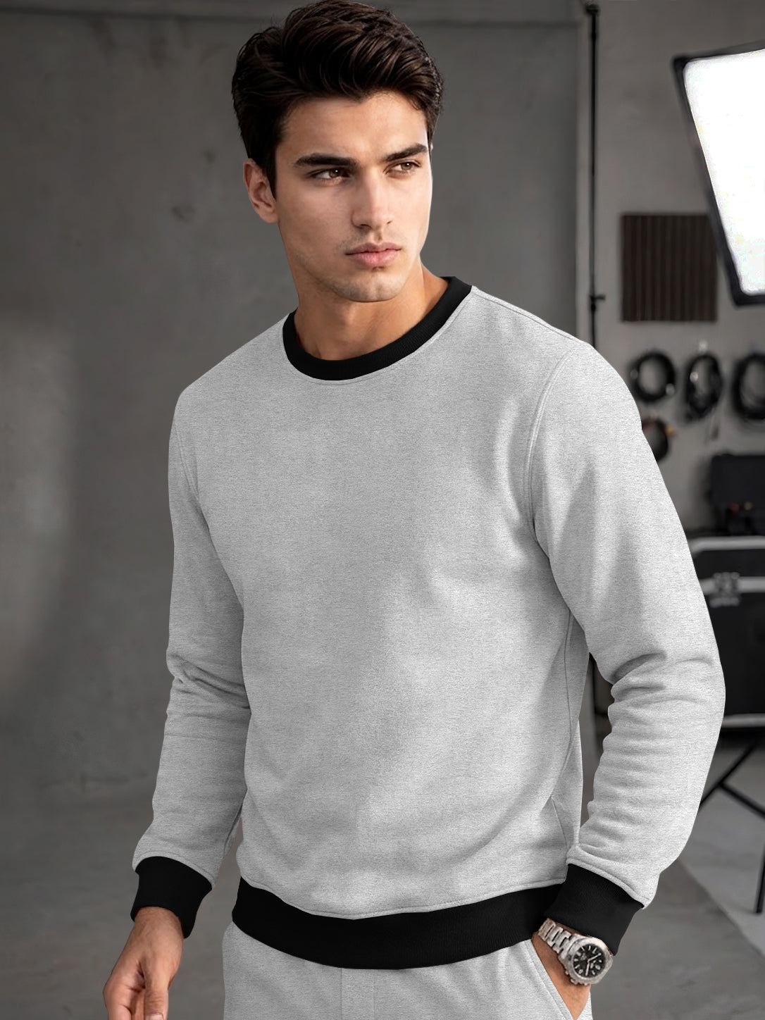 Mens Colorblocked Full Sleeve Round Neck Winter Sweatshirt Black