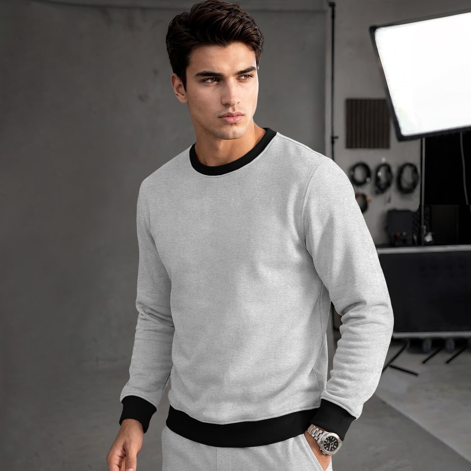 Mens Colorblocked Full Sleeve Round Neck Winter Sweatshirt Black