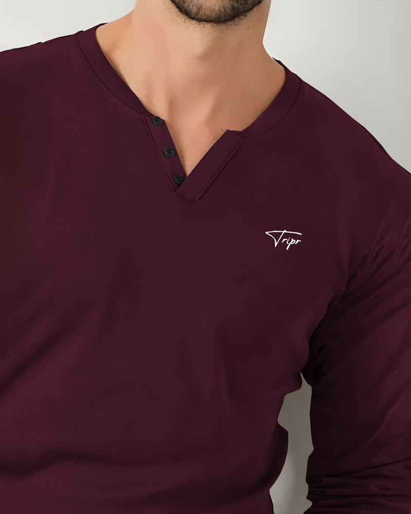 Men Solid V Neck Cotton Blend Maroon T-Shirt