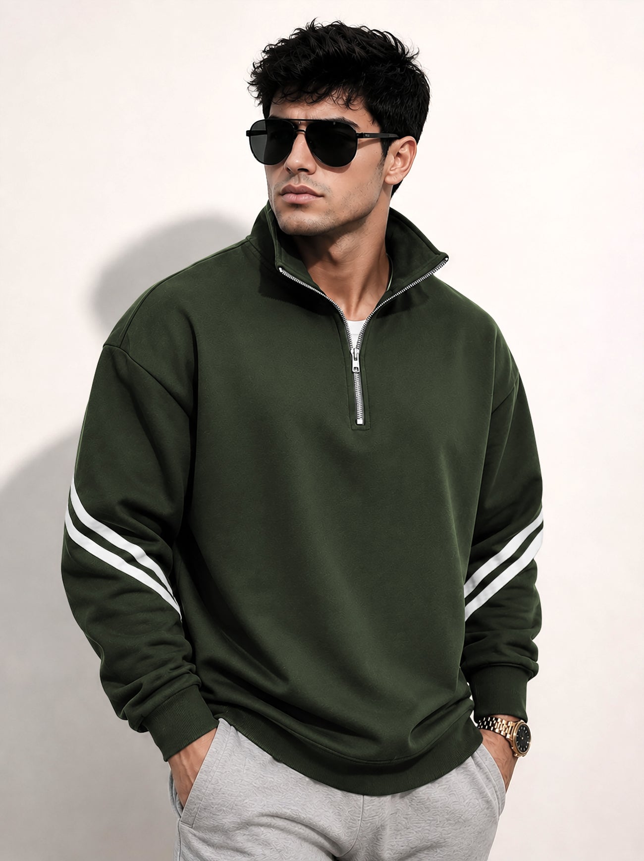 Mens Contrast Stripe Full Sleeve Pullover Sweatshirt Olivegreen