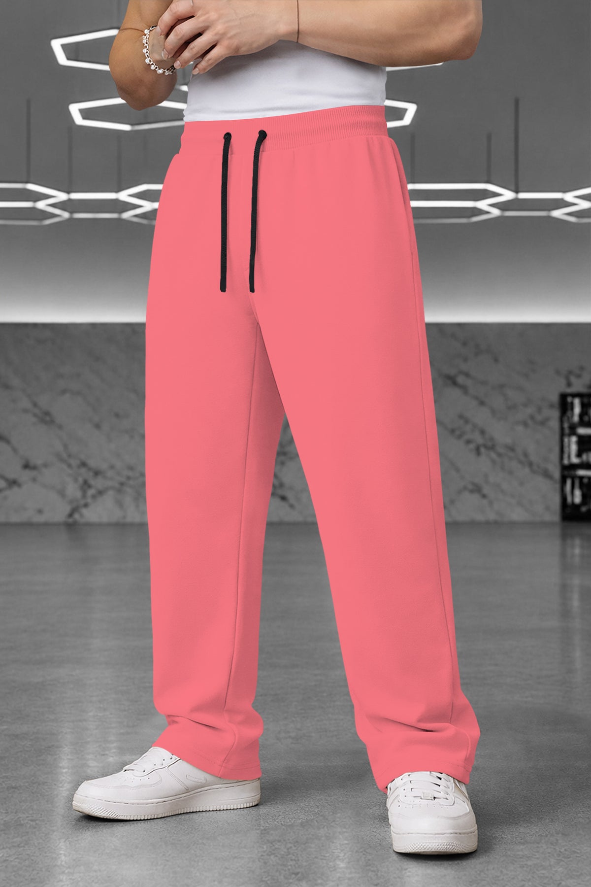 Men Solid Loose Fit TrackPant Pink