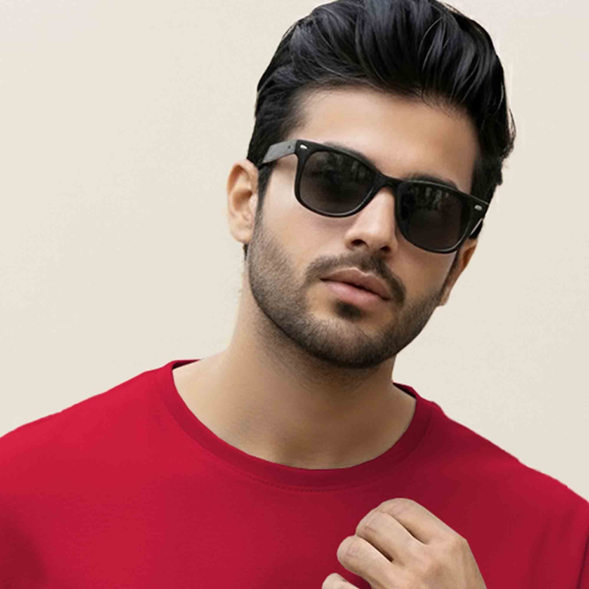 (Pack Of 1) Men Half Sleeve Red Round Neck Plain T-shirt