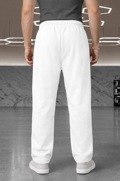 TRIPR Men Solid Loose Fit TrackPant White