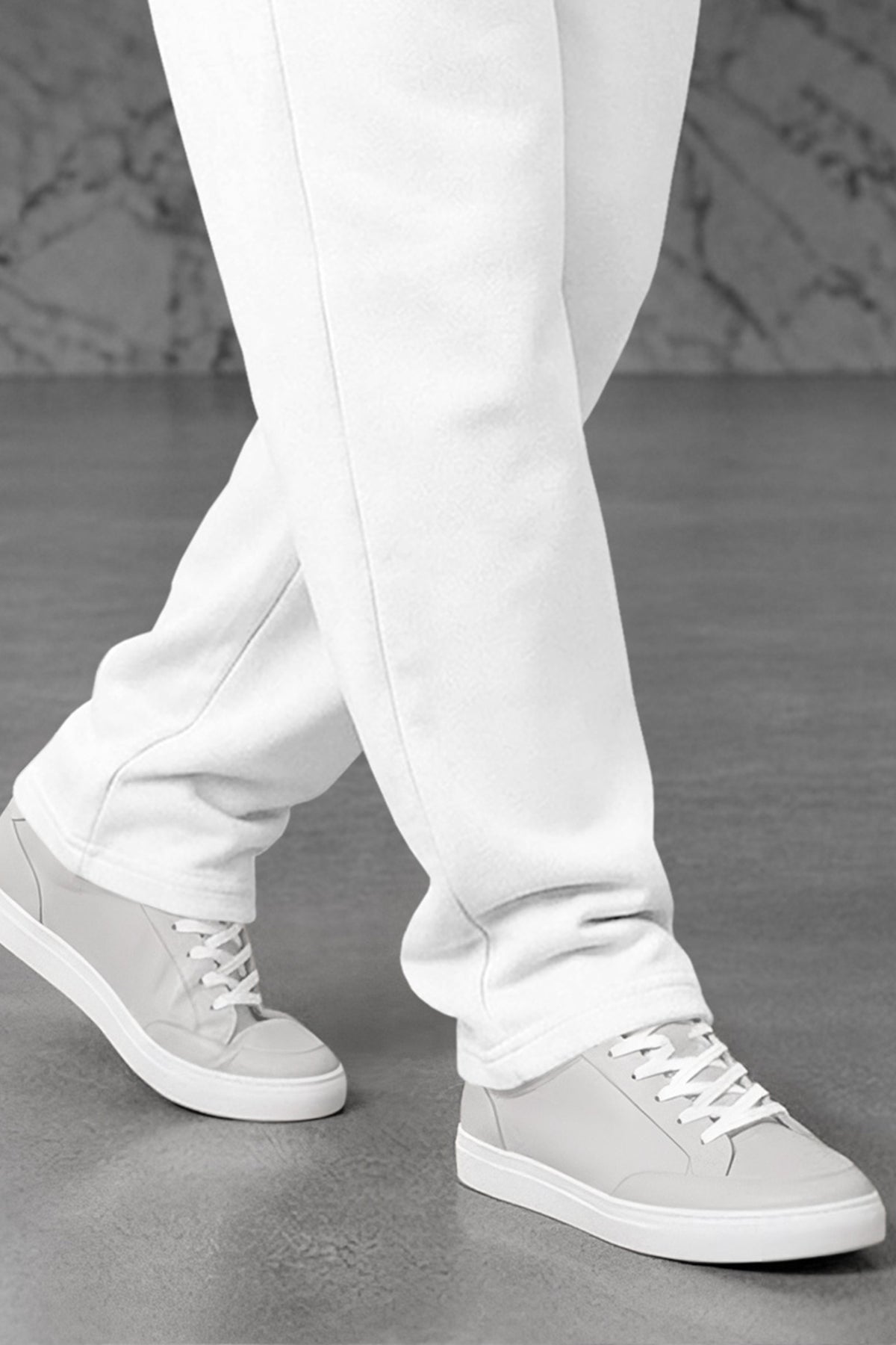 TRIPR Men Solid Loose Fit TrackPant White