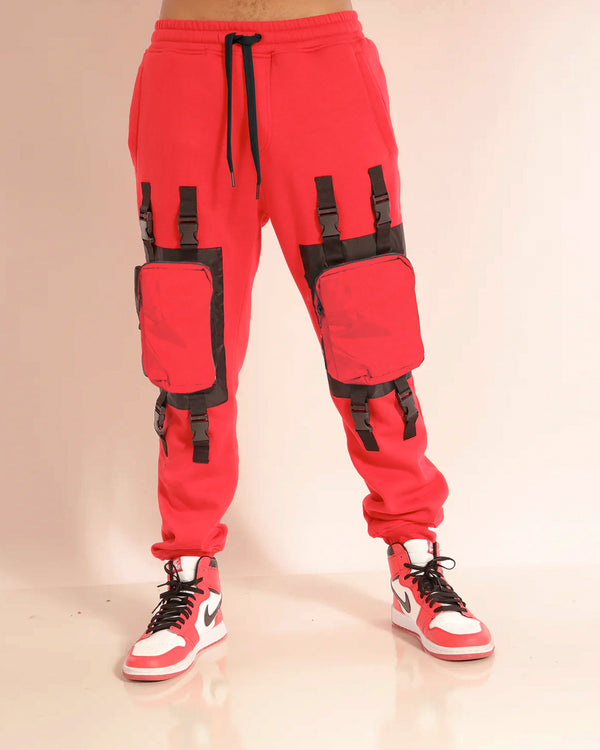 Model wearing red clip buckle cargo pant with sneakers 
