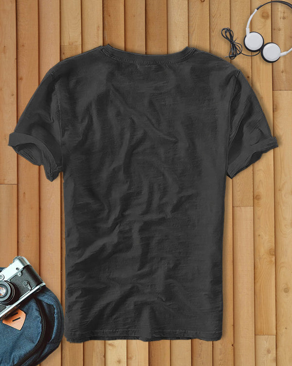 Men Charcoal Black Line Printed T-shirt